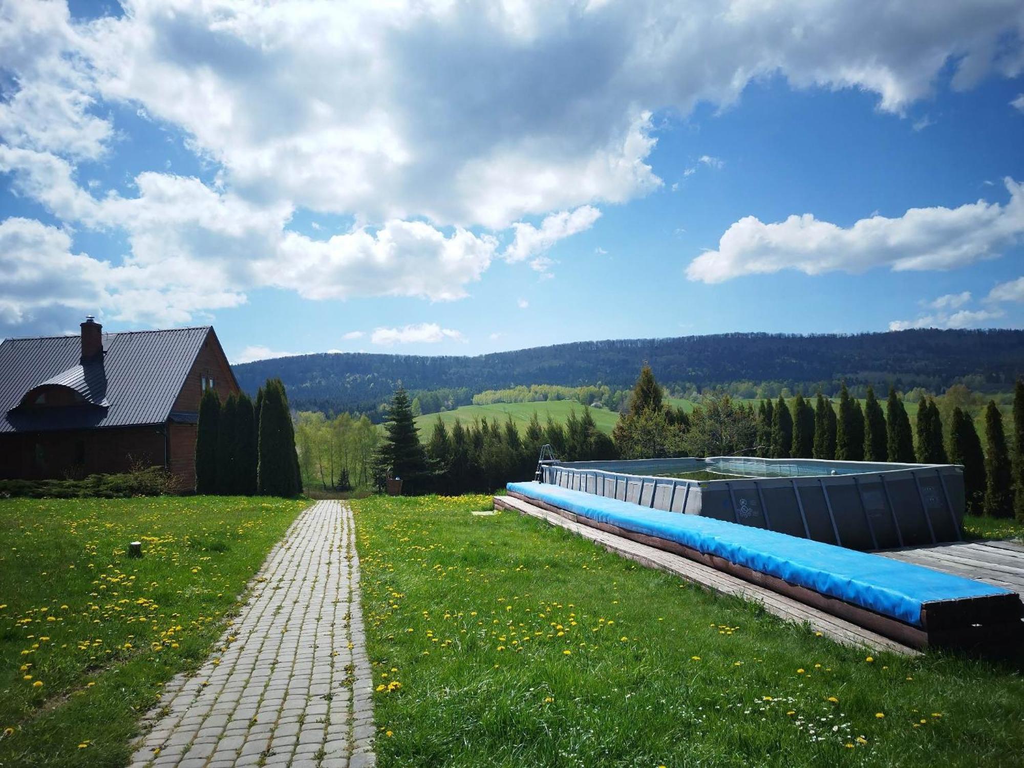 Отель Bieszczadzki Osrodek Wypoczynkowo Konferencyjny Danfarm Устшики-Дольне Экстерьер фото
