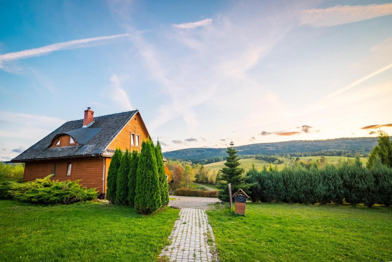 Отель Bieszczadzki Osrodek Wypoczynkowo Konferencyjny Danfarm Устшики-Дольне Экстерьер фото