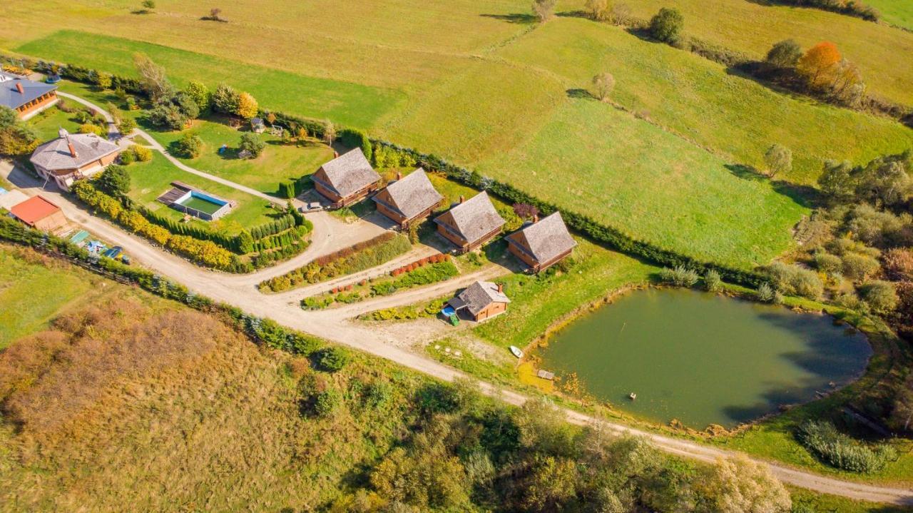 Отель Bieszczadzki Osrodek Wypoczynkowo Konferencyjny Danfarm Устшики-Дольне Экстерьер фото